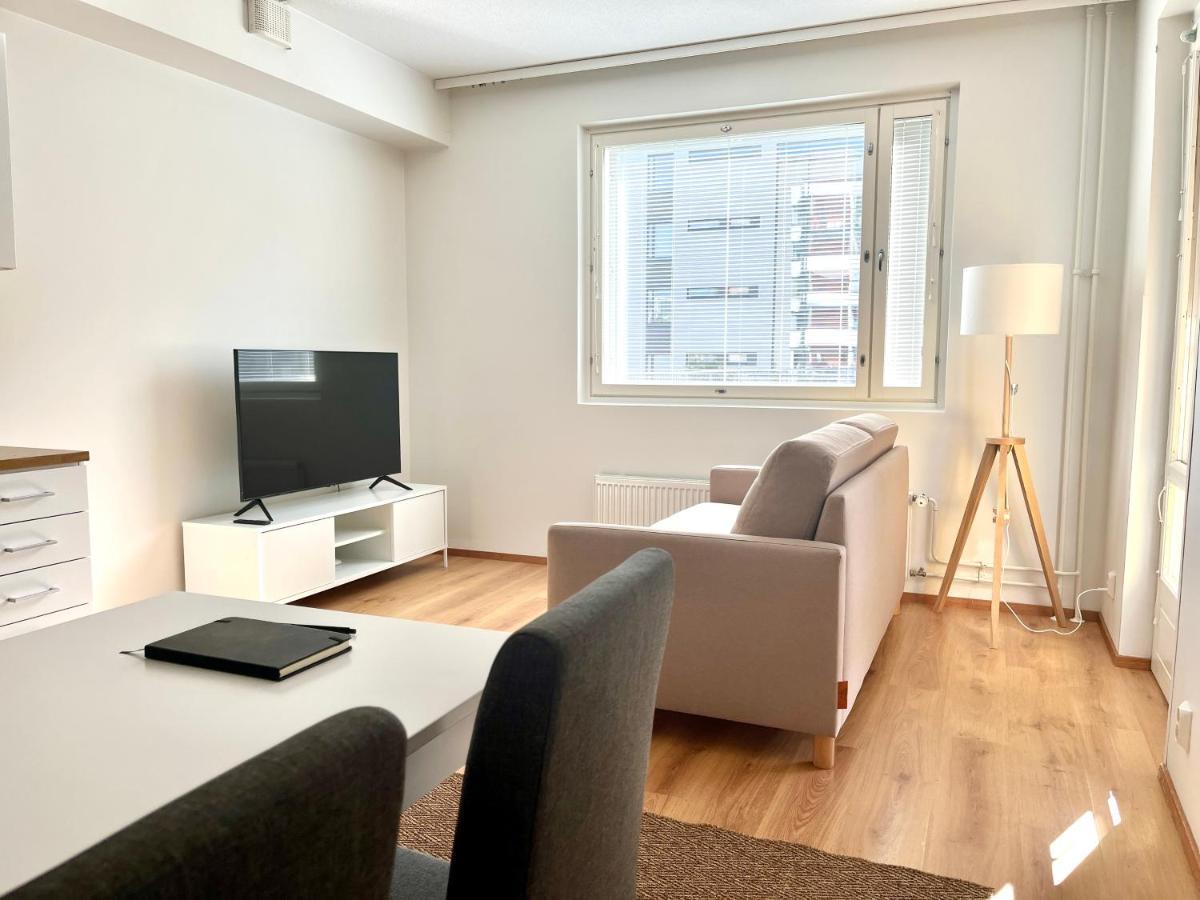 Guest With View And Terrace, Vuosaari, Helsinki, Self Check-in Apartamento